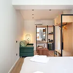 アパートホテル Centro Storico 4*