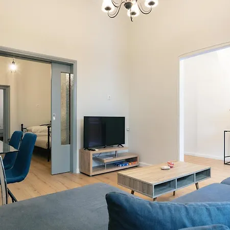 Centro Storico Aparthotel