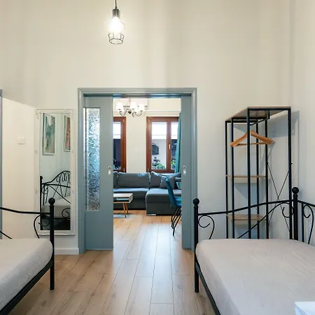 Centro Storico מלון דירות