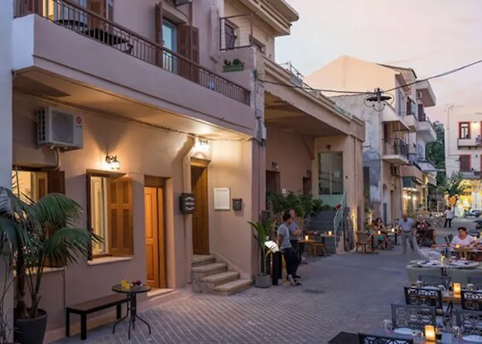 Centro Storico Aparthotel 4*